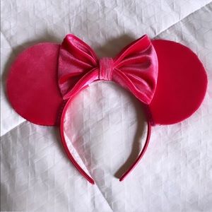 Disneyland Velvet Pink Mickey Mouse Ears